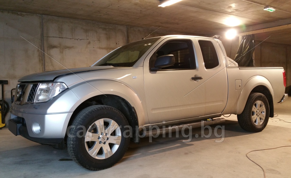 Nissan Navara - 1