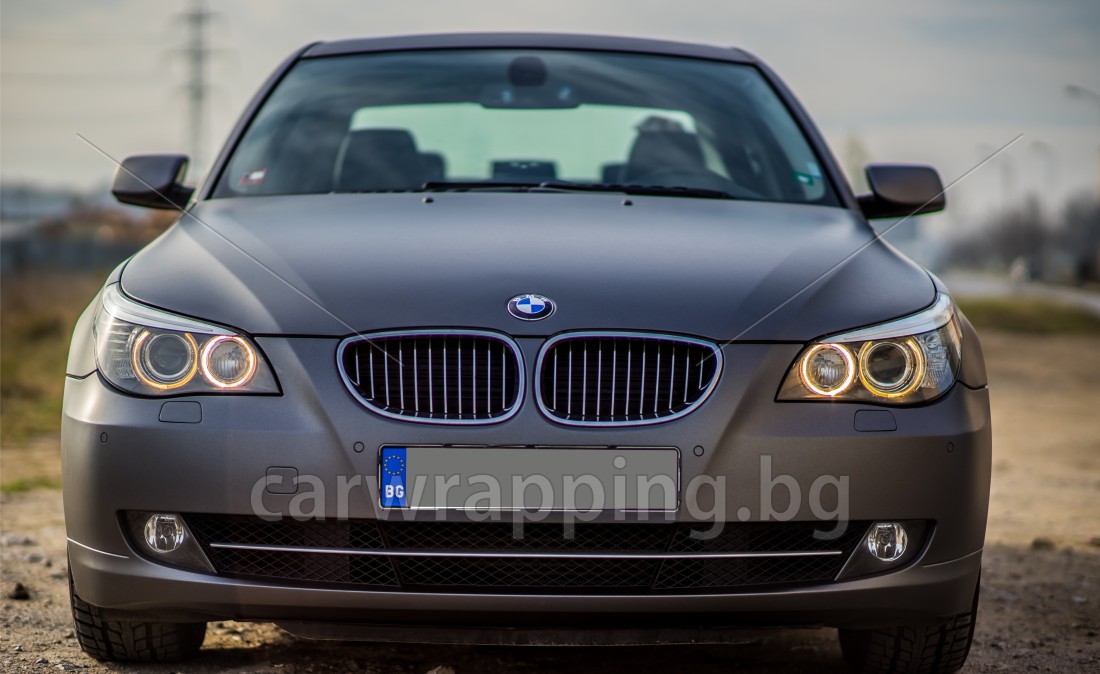BMW 5 Series E60 - 1